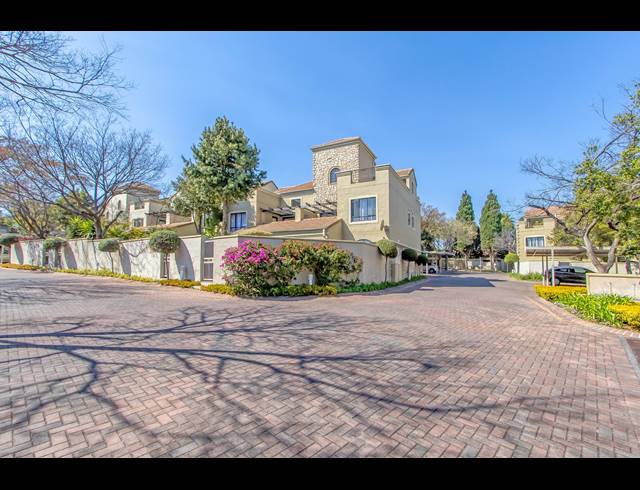 2 BEDROOM APARTMENT FOR SALE IN DOUGLASDALE